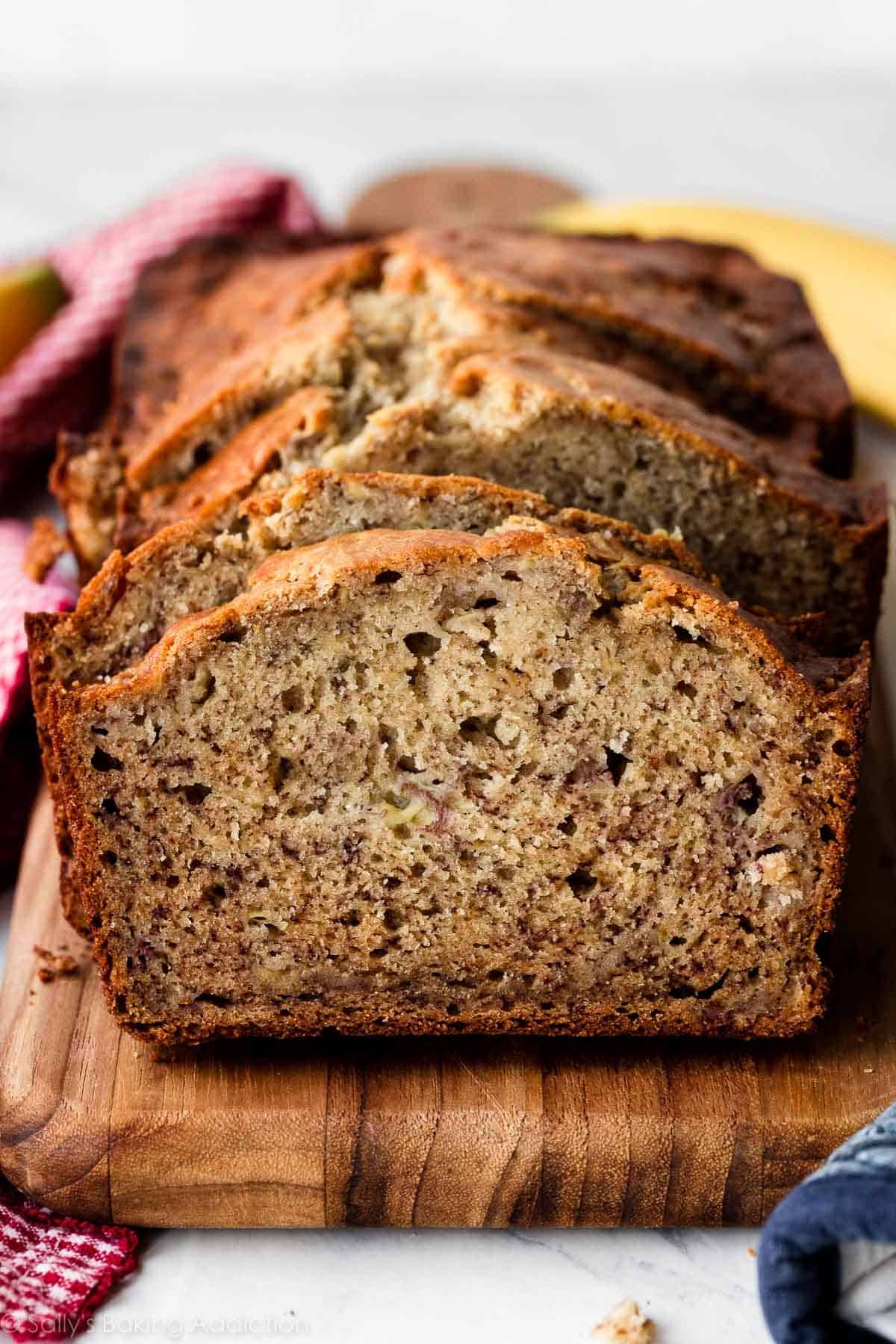 Fan-Favorite Moist Banana Bread: The Highly Reviewed Classic Recipe